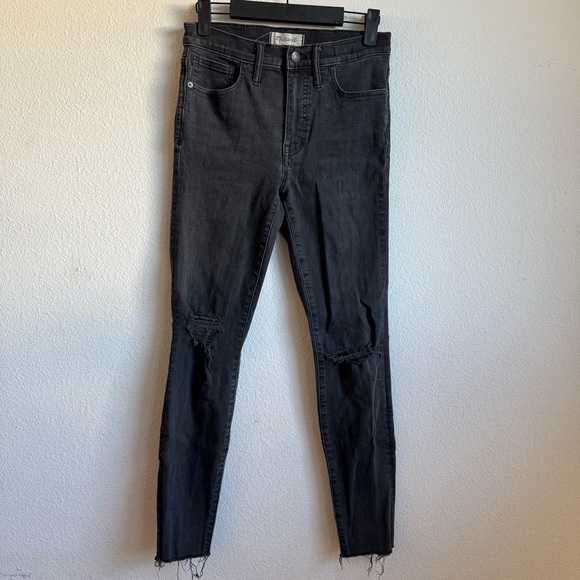 Madewell 9” high rise skinny black distressed denim jeans size 27 - Picture 1 of 7